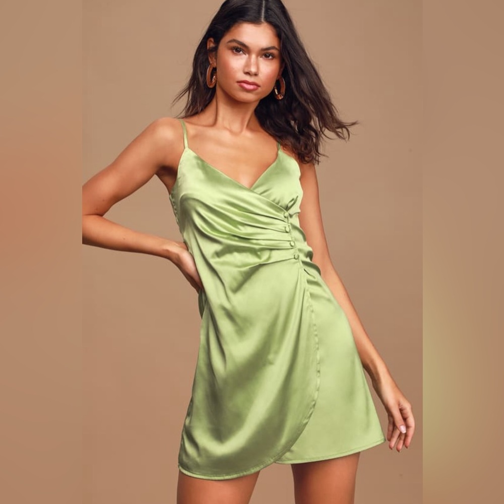 Lulus ‘Say You Will Green Satin Faux Wrap Mini
Dress’ Large (L)